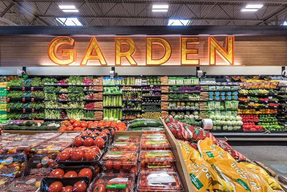 Albertsons 门店生鲜区域官方案例配图